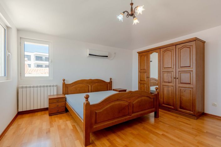 Image No.16-Villa de 8 chambres à vendre à Dobre Vode