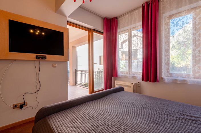 Image No.12-2 Bed Apartment for sale