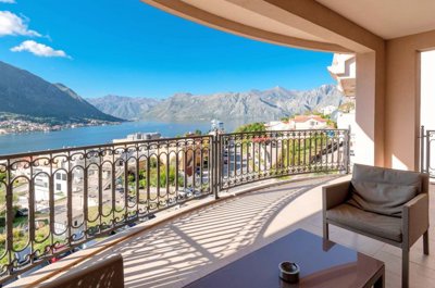 1a-exclusive-2-bdr-apartment-dobrota-1-scaled