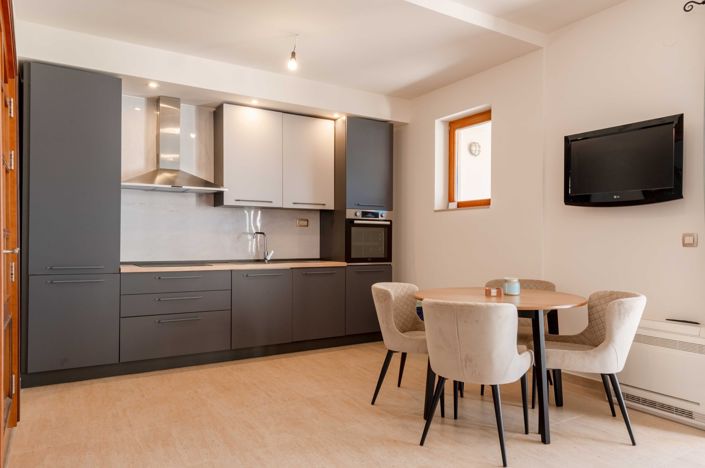 Image No.9-2 Bed Apartment for sale