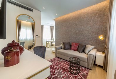 9-luxury-hotel-in-budva