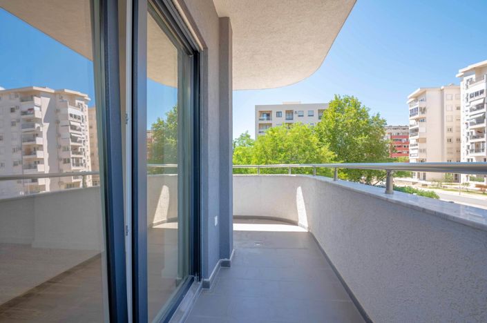 Image No.18-2 Bed Apartment for sale