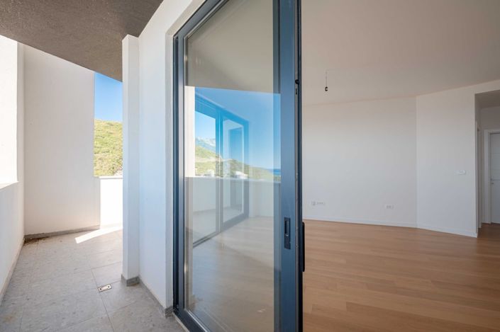 Image No.12-1 Bed Apartment for sale