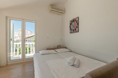4-studio-apartment-near-the-sea-przno-1