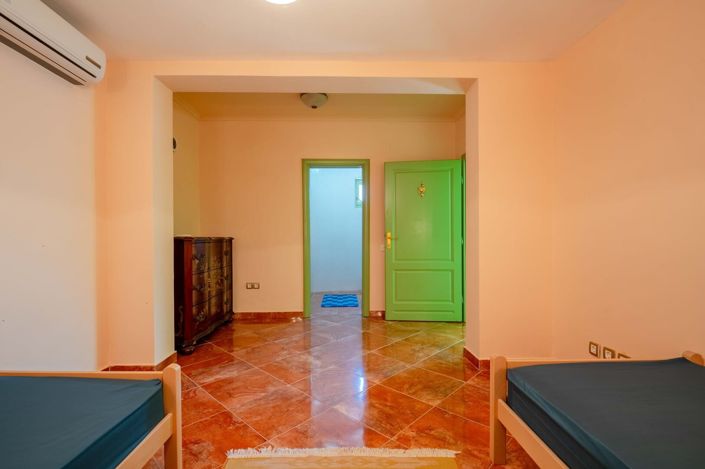 Image No.19-5 Bed Villa for sale