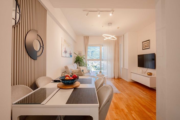 Image No.10-1 Bed Apartment for sale