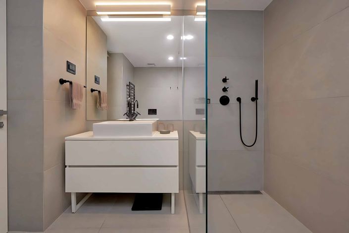 Image No.24-2 Bed Apartment for sale