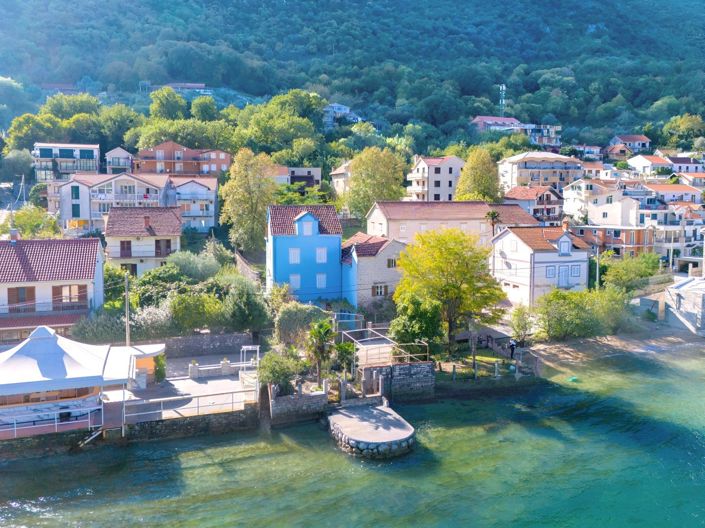 Image No.1-Villa de 5 chambres à vendre à Kotor