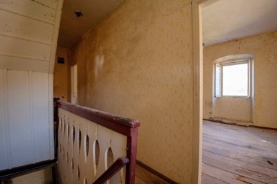 14-waterfront-house-for-reconstruction-stoliv