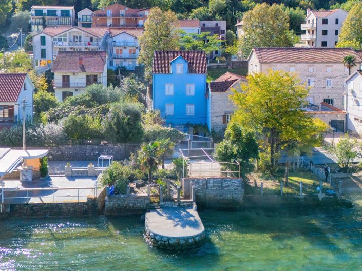 Image No.3-Villa de 5 chambres à vendre à Kotor