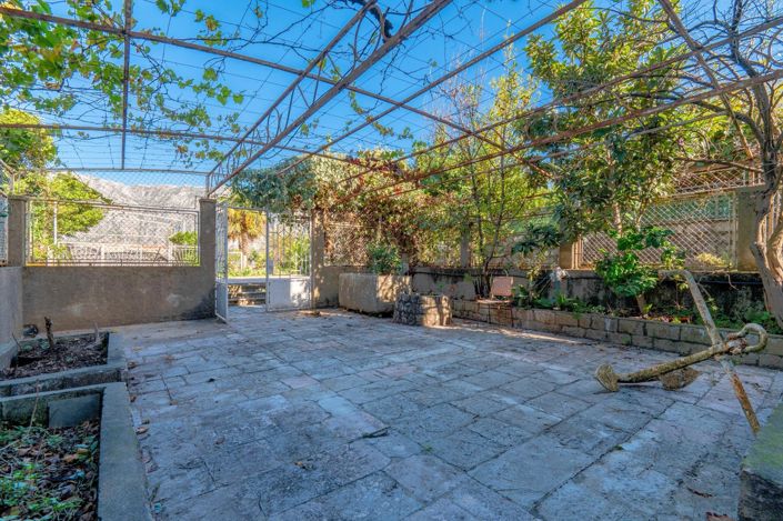 Image No.5-Villa de 5 chambres à vendre à Kotor