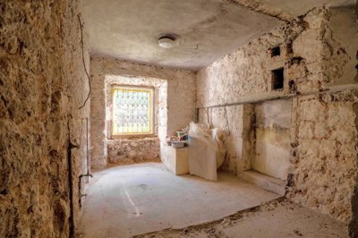 10-waterfront-house-for-reconstruction-stoliv