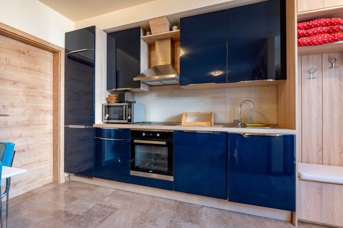 Image No.11-3 Bed Apartment for sale