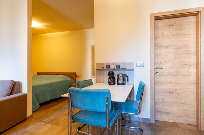 Image No.9-3 Bed Apartment for sale