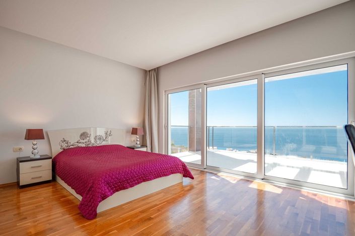 Image No.12-3 Bed Villa for sale