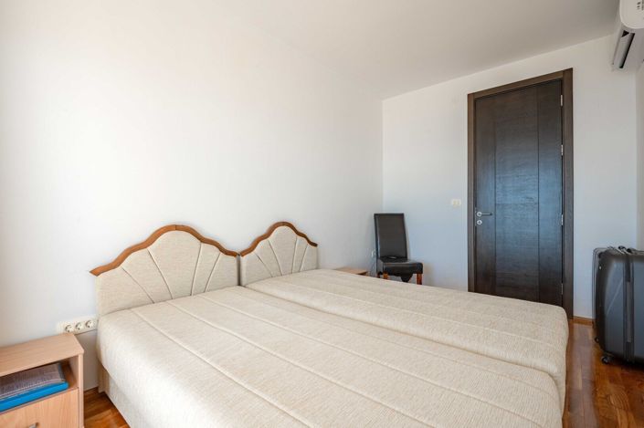 Image No.15-3 Bed Villa for sale