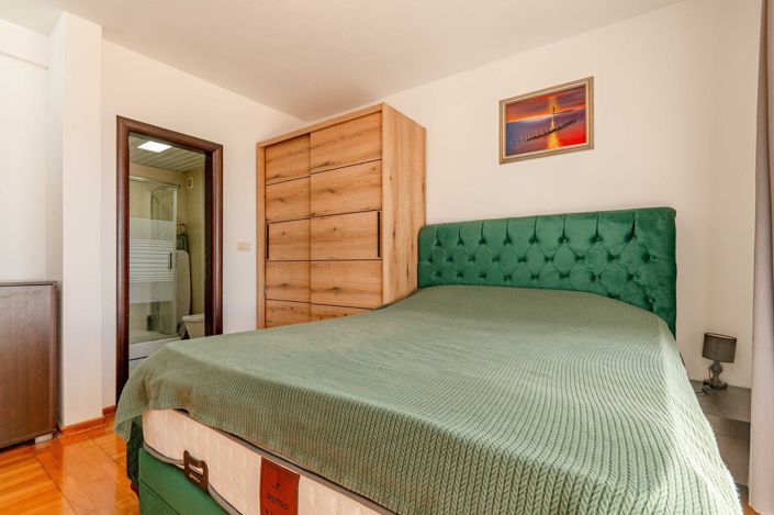 Image No.13-1 Bed Apartment for sale