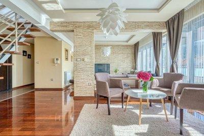 whatsapp-image-2025-11-29-at-113750-am-2