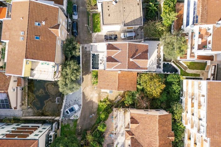 Image No.21-4 Bed House for sale