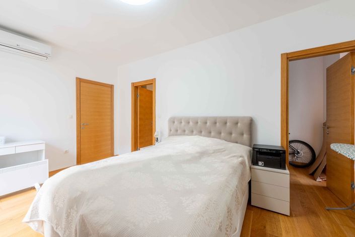 Image No.11-3 Bed Apartment for sale