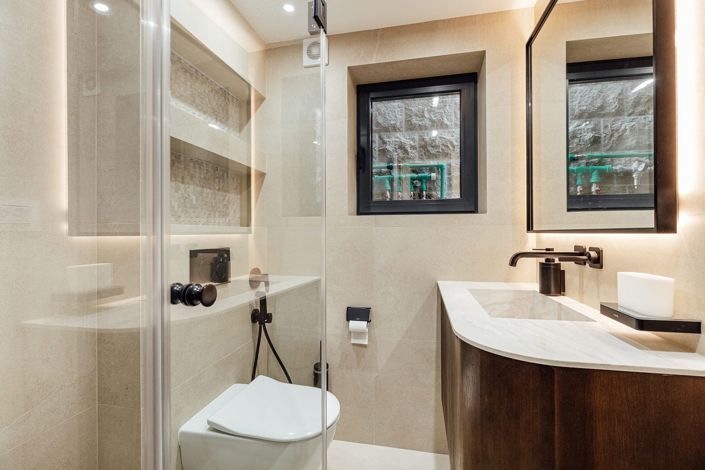 Image No.23-Villa de 6 chambres à vendre à Kotor