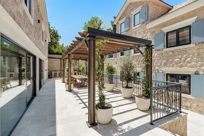 Image No.6-Villa de 6 chambres à vendre à Kotor