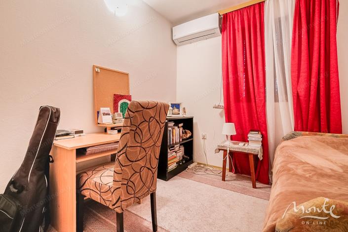 Image No.8-Maison de 6 chambres à vendre à Dobrota