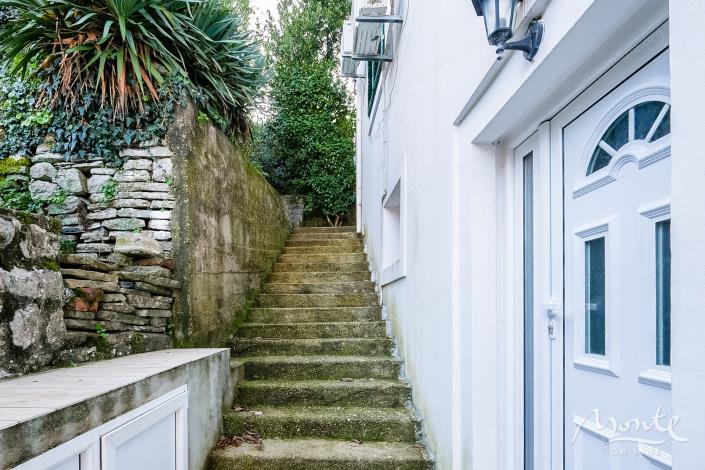 Image No.16-7 Bed House for sale