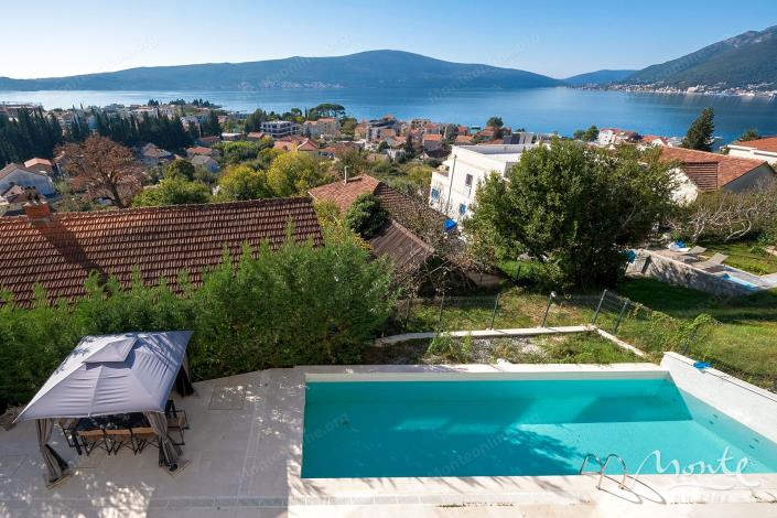 Image No.22-Appartement de 2 chambres à vendre à Tivat