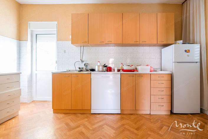 Image No.10-2 Bed House for sale