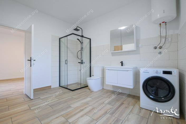 Image No.11-4 Bed House for sale