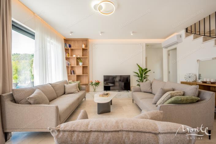 Image No.6-Villa de 4 chambres à vendre à Tivat