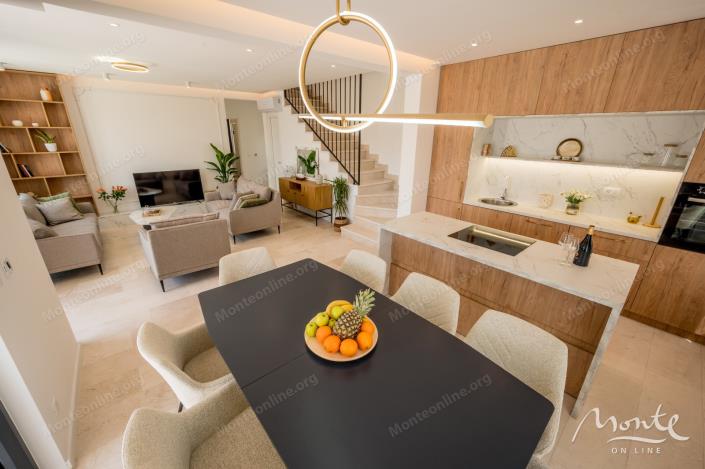 Image No.7-Villa de 4 chambres à vendre à Tivat