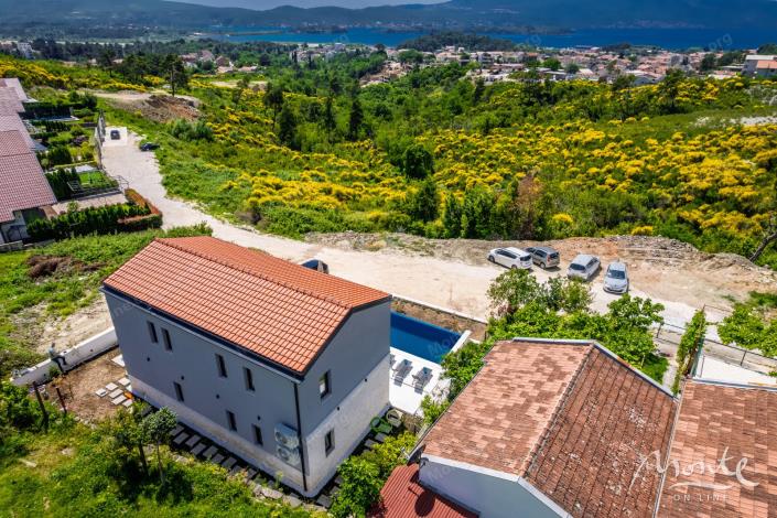 Image No.21-Villa de 4 chambres à vendre à Tivat
