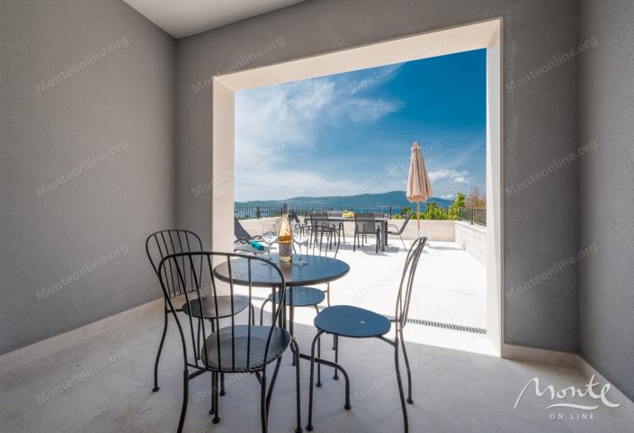 Image No.33-Villa de 4 chambres à vendre à Tivat