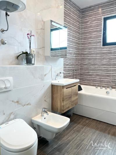 Image No.12-Appartement de 2 chambres à vendre à Becici