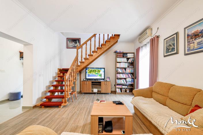 Image No.1-3 Bed Duplex for sale