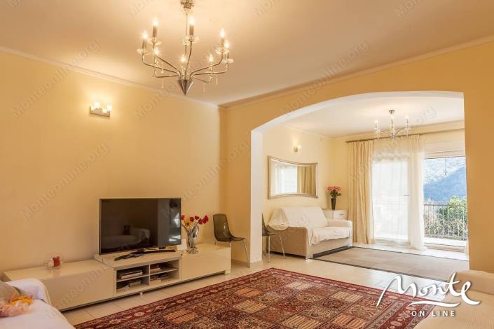 Image No.4-3 Bed Townhouse for sale