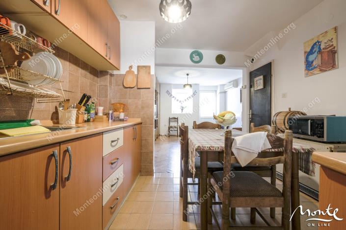 Image No.4-4 Bed Townhouse for sale