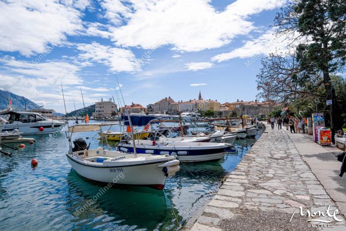 Image No.38-4 Bed Townhouse for sale