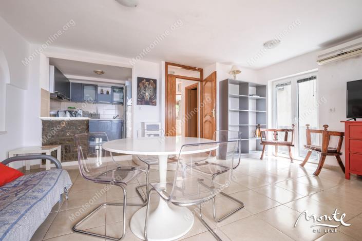 Image No.9-1 Bed Flat for sale