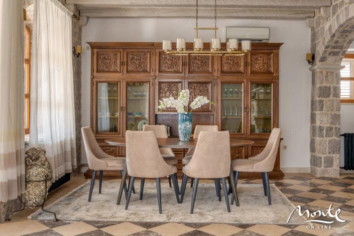 Image No.10-Maison de 4 chambres à vendre à Budva