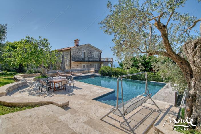 Image No.26-Maison de 4 chambres à vendre à Budva