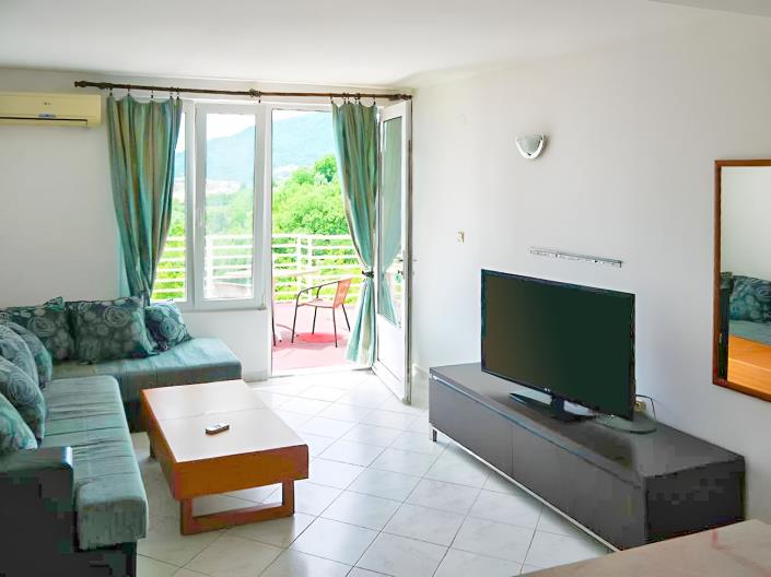 Image No.4-19 Bed Hotel for sale