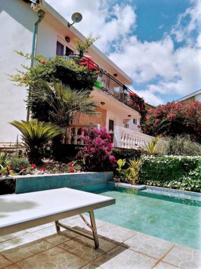 Image No.13-7 Bed House for sale