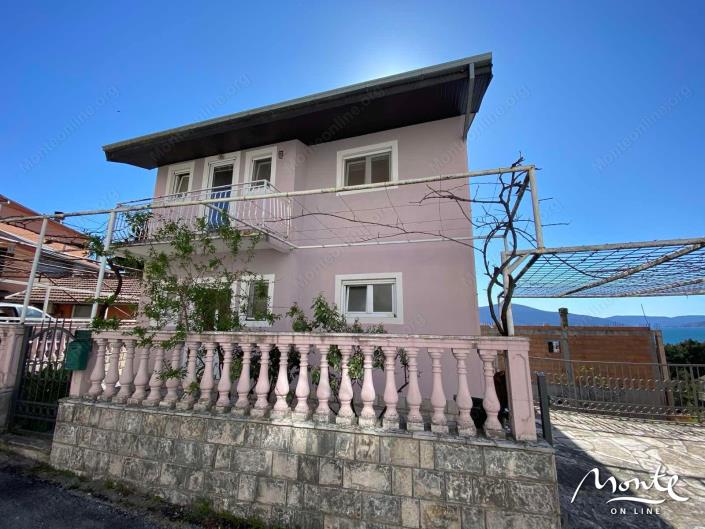 Image No.1-Maison de 3 chambres à vendre à Tivat