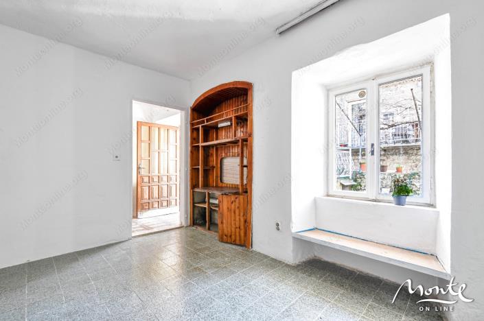 Image No.20-Maison de 4 chambres à vendre à Tivat