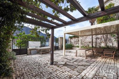 old-villa_dobrota_kotor_01