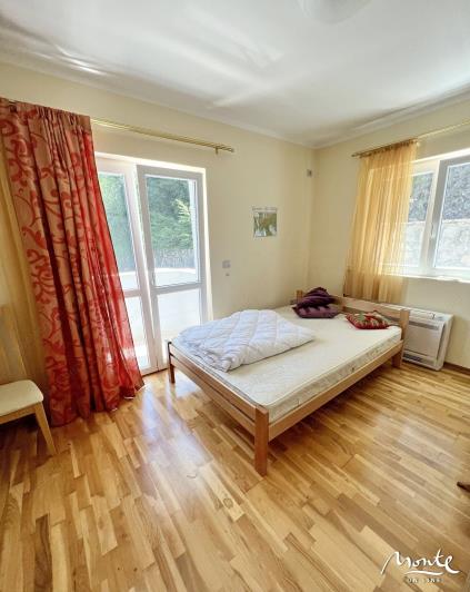 Image No.8-3 Bed Apartment for sale