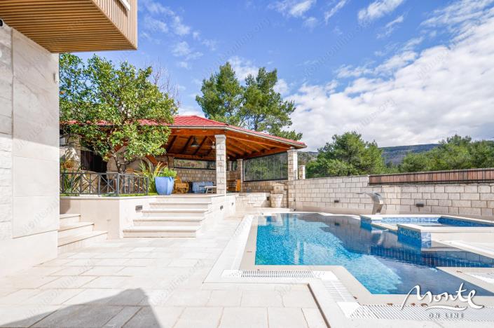 Image No.2-Villa de 4 chambres à vendre à Tivat